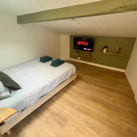 Appartamento Sous Les Toits Du Parvis Niort Esterno foto