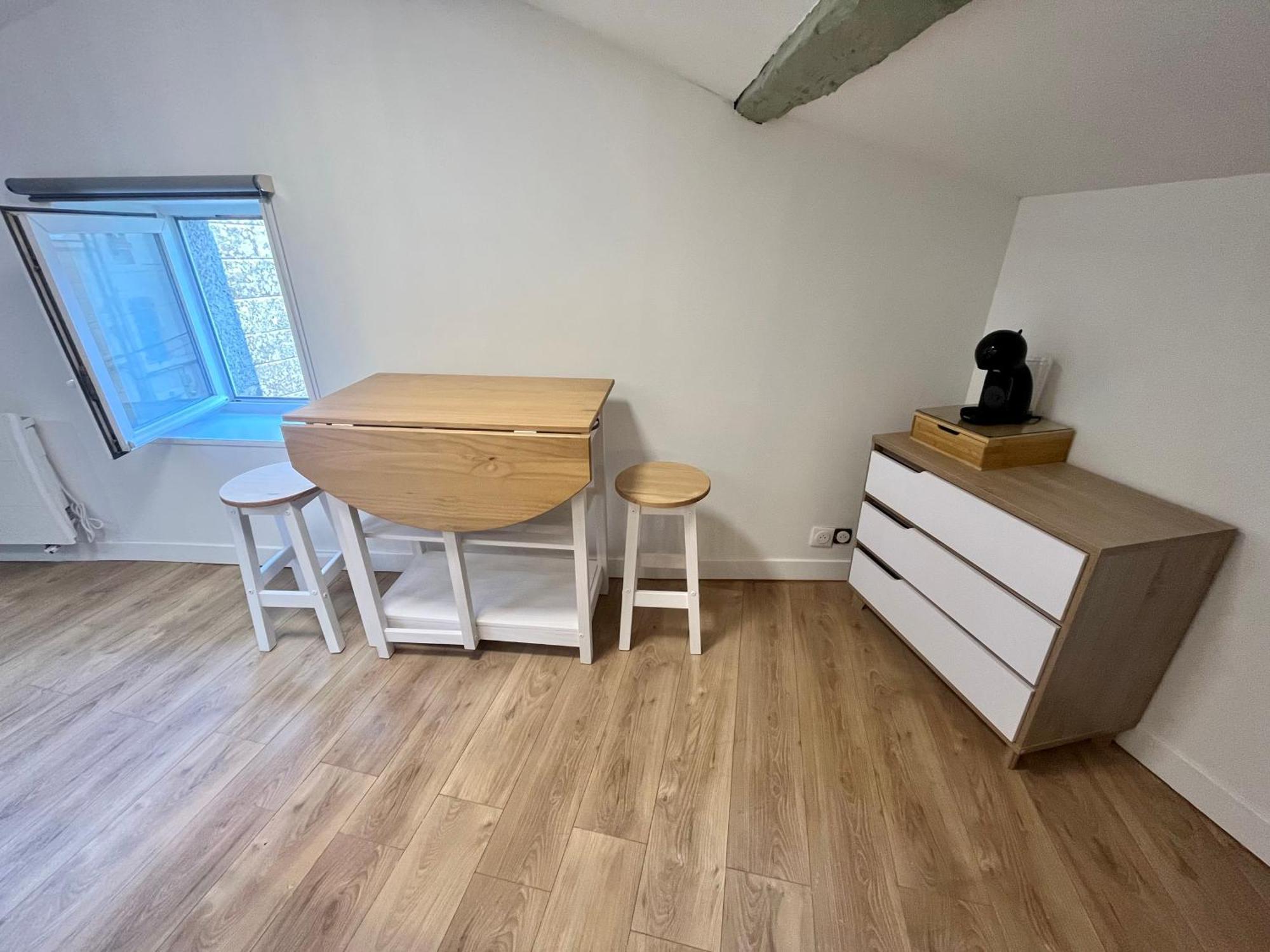 Sous Les Toits Du Parvis Apartment